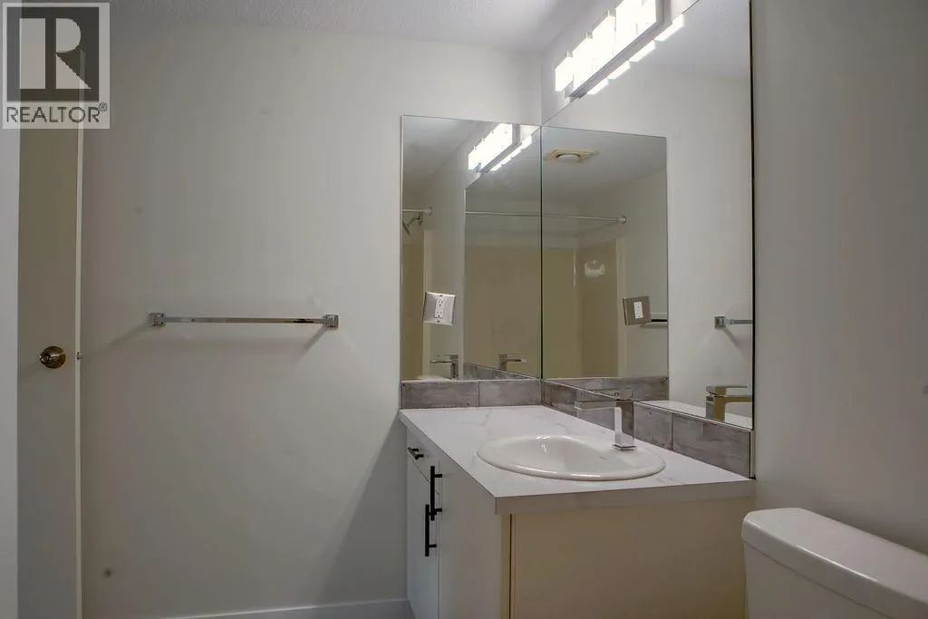 44 Whiteshield Crescent S Unit# 301