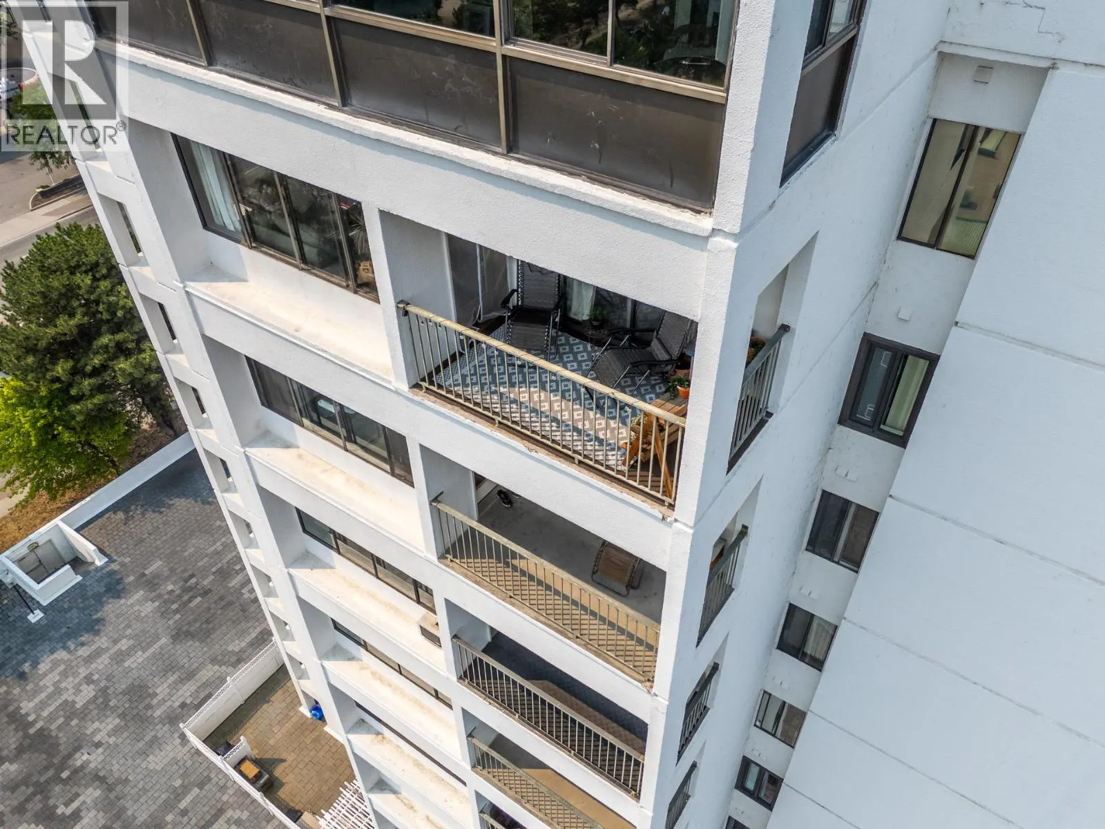737 Leon Avenue Unit# 1205