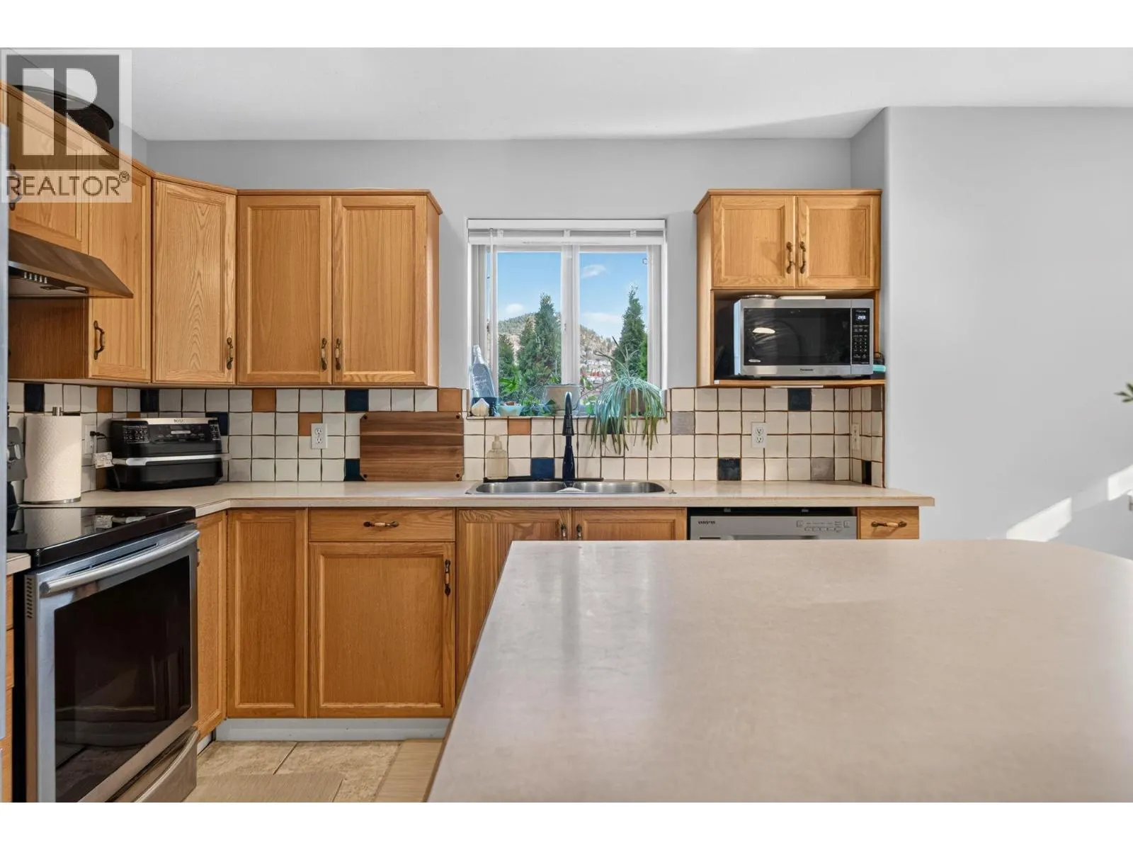 1759 Spruceglen Drive