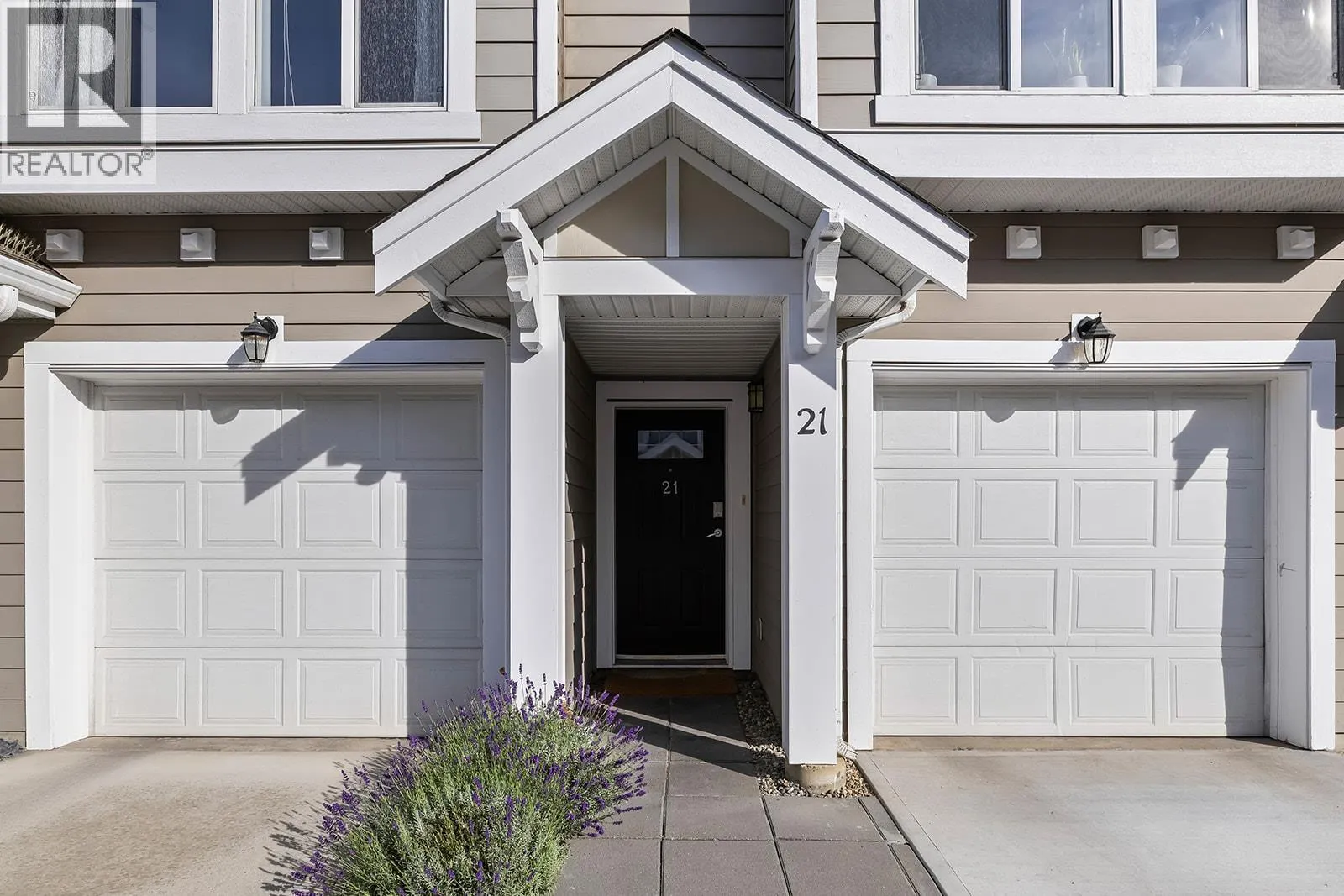 1853 Parkview Crescent Unit# 21