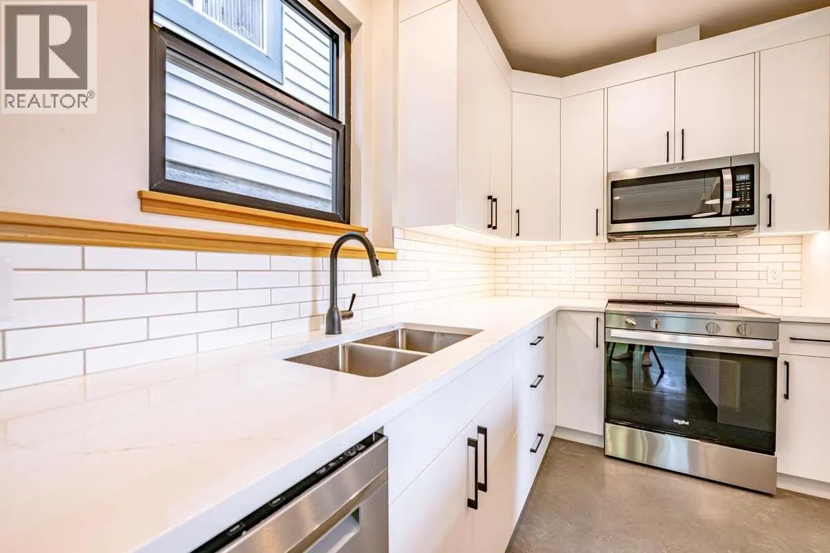 916 CARBONATE Street Unit# 1