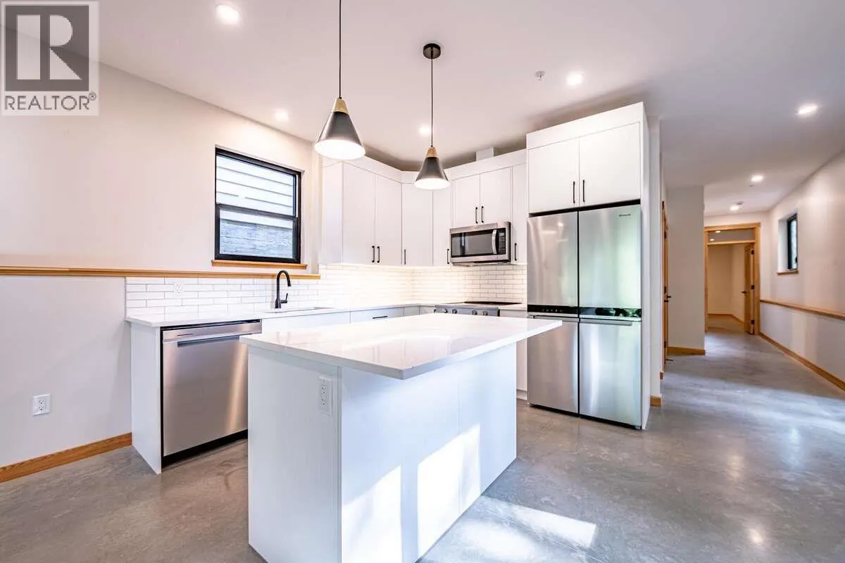916 CARBONATE Street Unit# 1