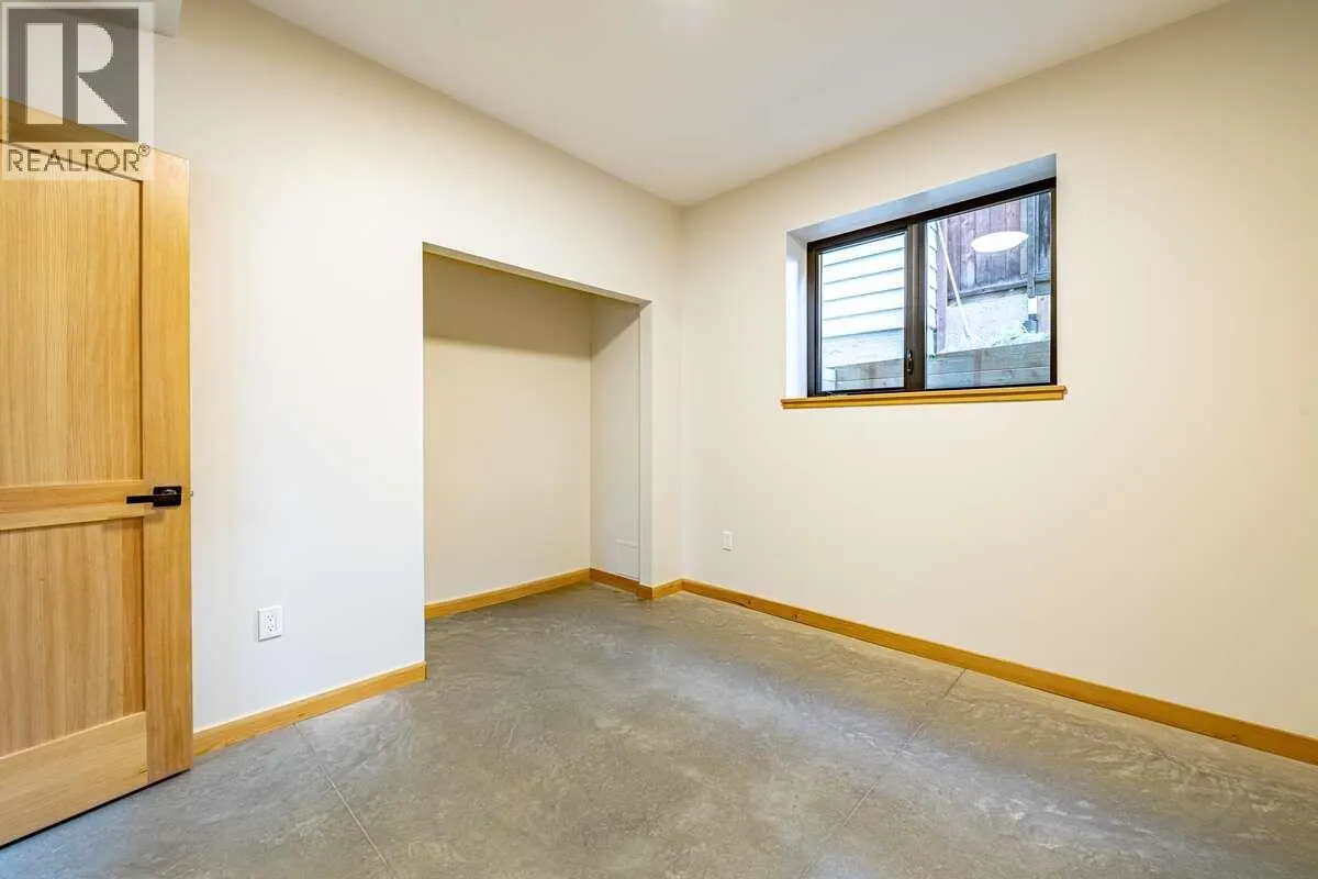 916 CARBONATE Street Unit# 1