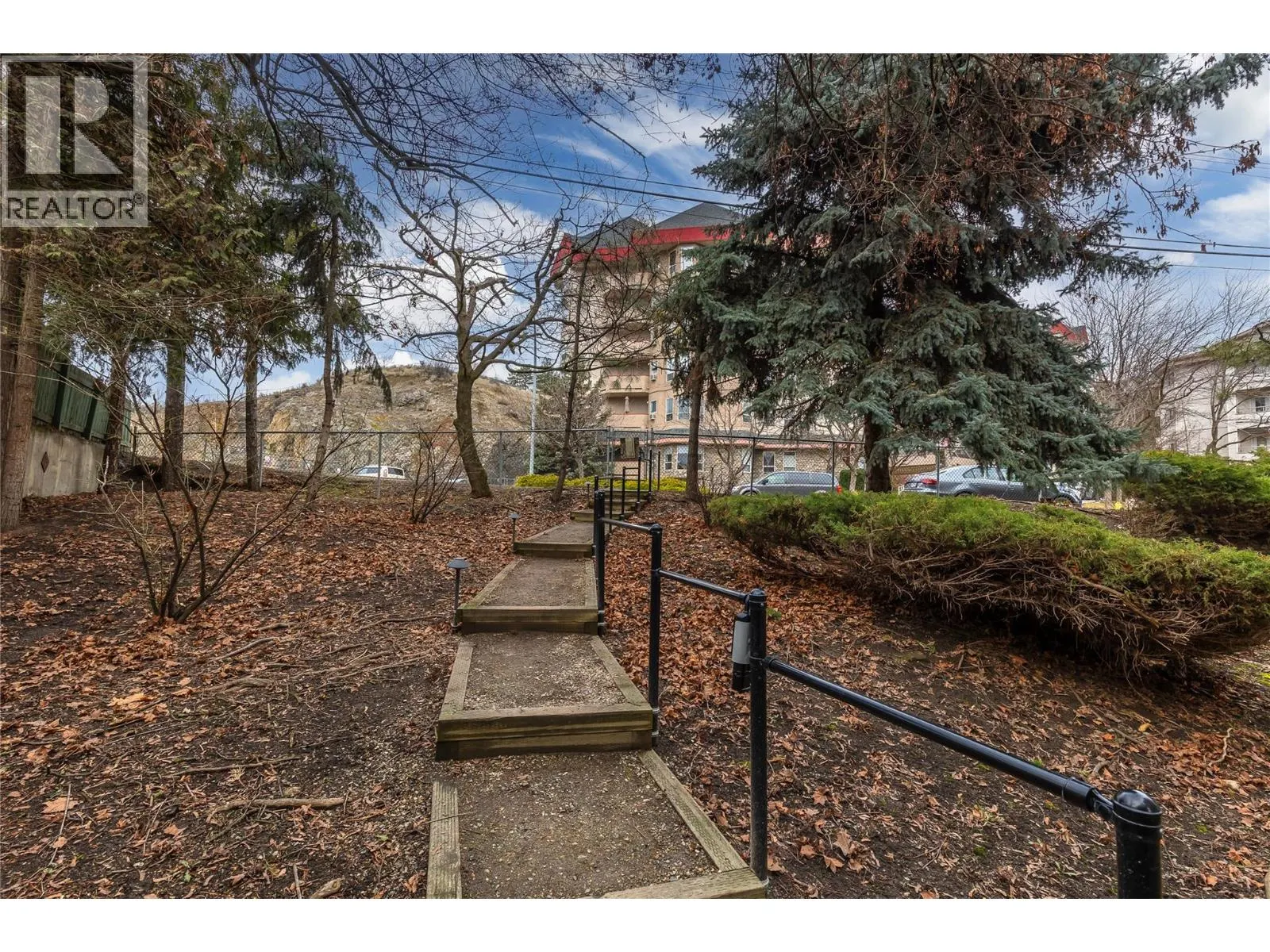 3609 30 Avenue Unit# 304