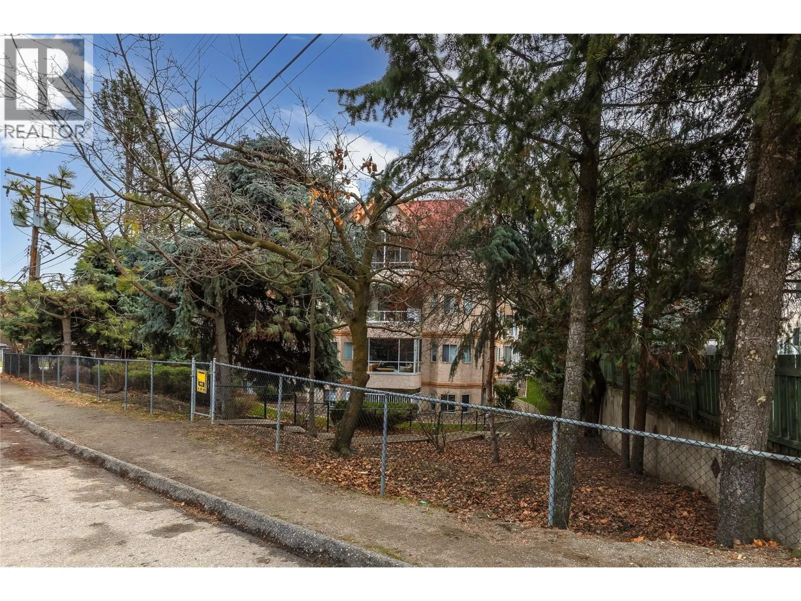 3609 30 Avenue Unit# 304