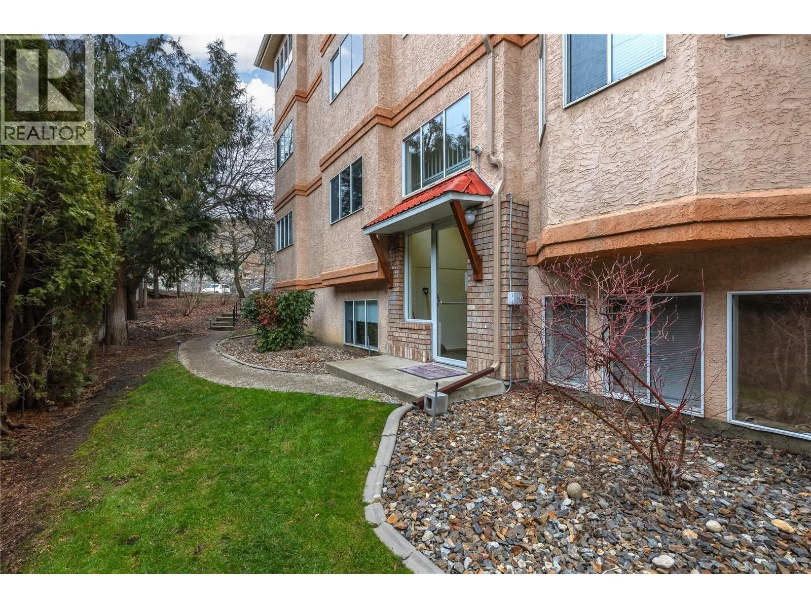 3609 30 Avenue Unit# 304