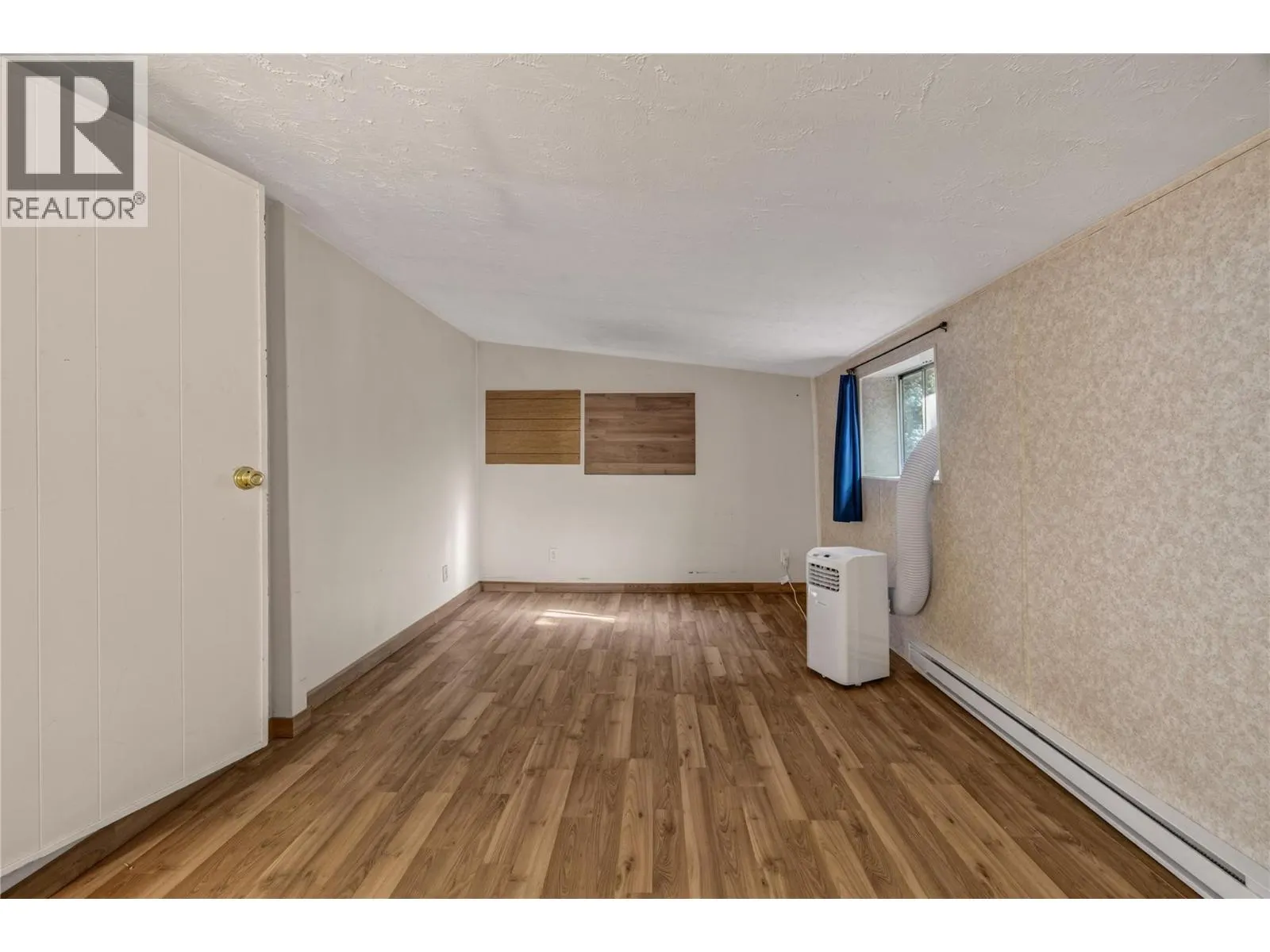 197 Dauphin Avenue Unit# 209