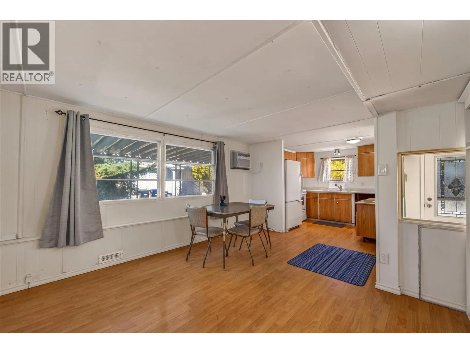 197 Dauphin Avenue Unit# 209