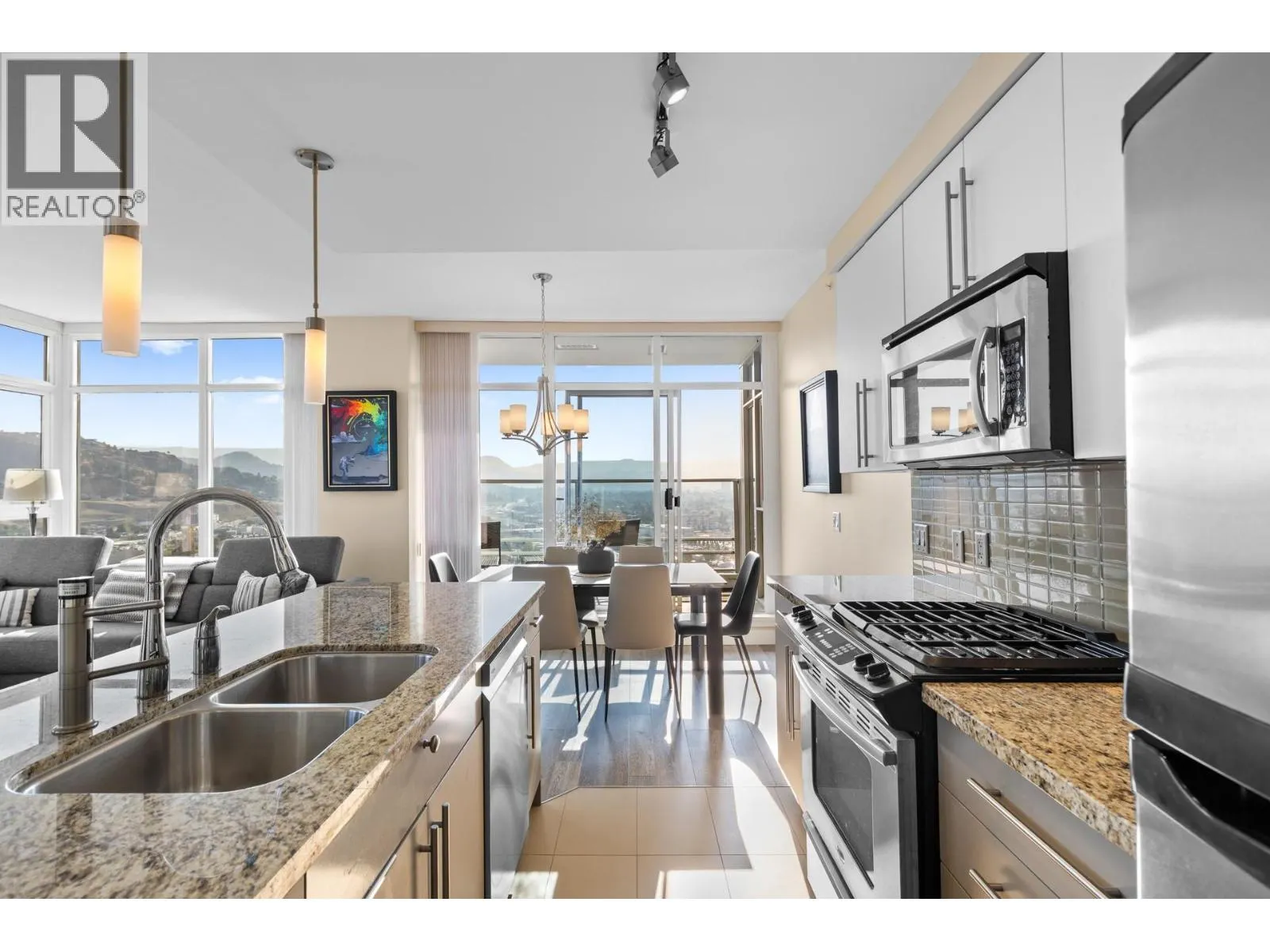 1075 Sunset Drive Unit# 2103