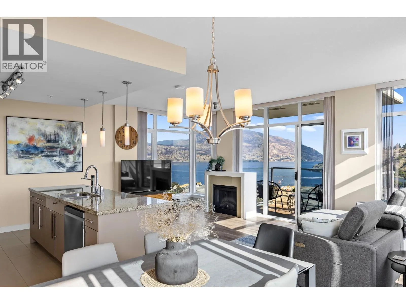 1075 Sunset Drive Unit# 2103