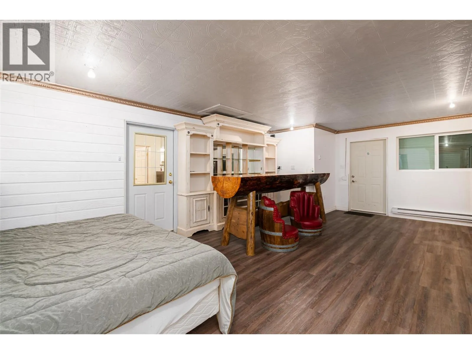 1331 Channel Road