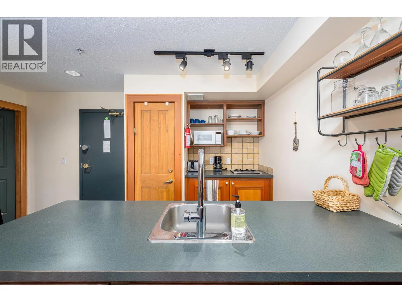 5275 Big White Road Unit# 317