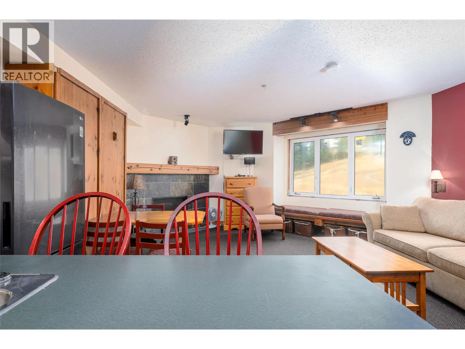 5275 Big White Road Unit# 317