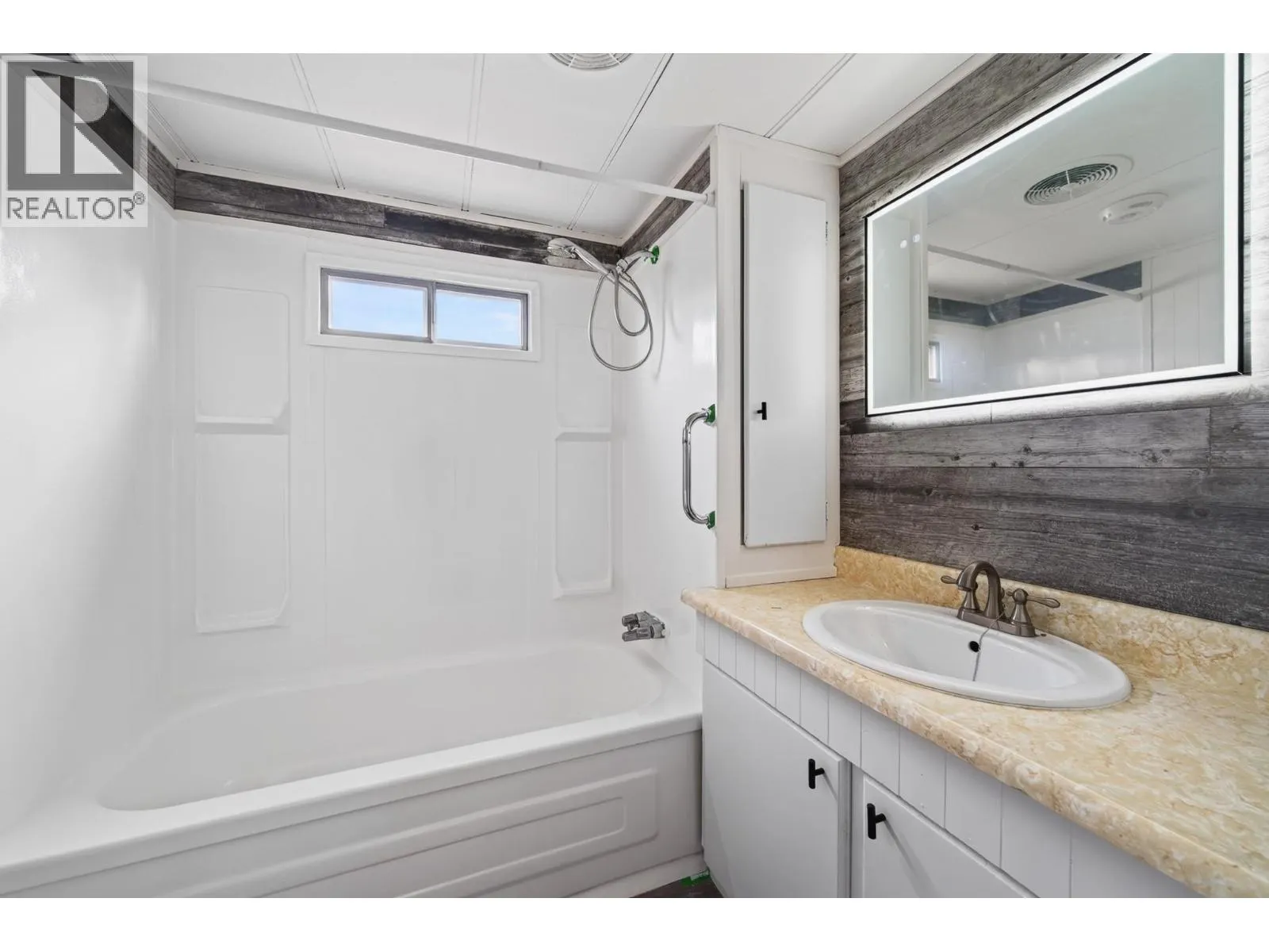 130 Station Road Unit# 19