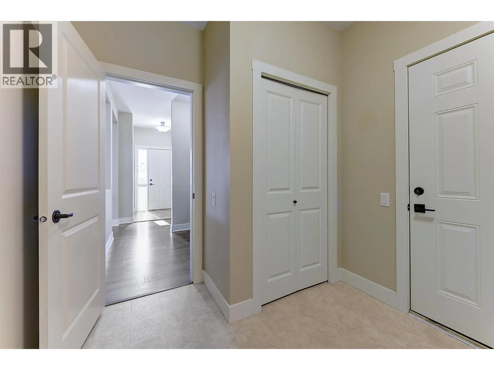 3843 Sonoma Pines Drive