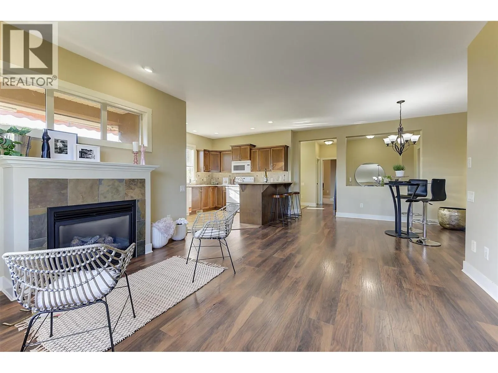 3843 Sonoma Pines Drive