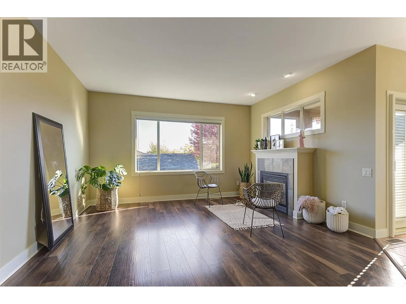 3843 Sonoma Pines Drive