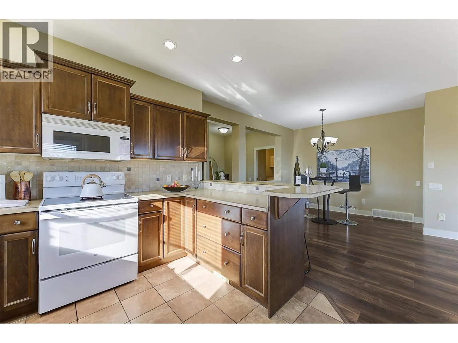 3843 Sonoma Pines Drive