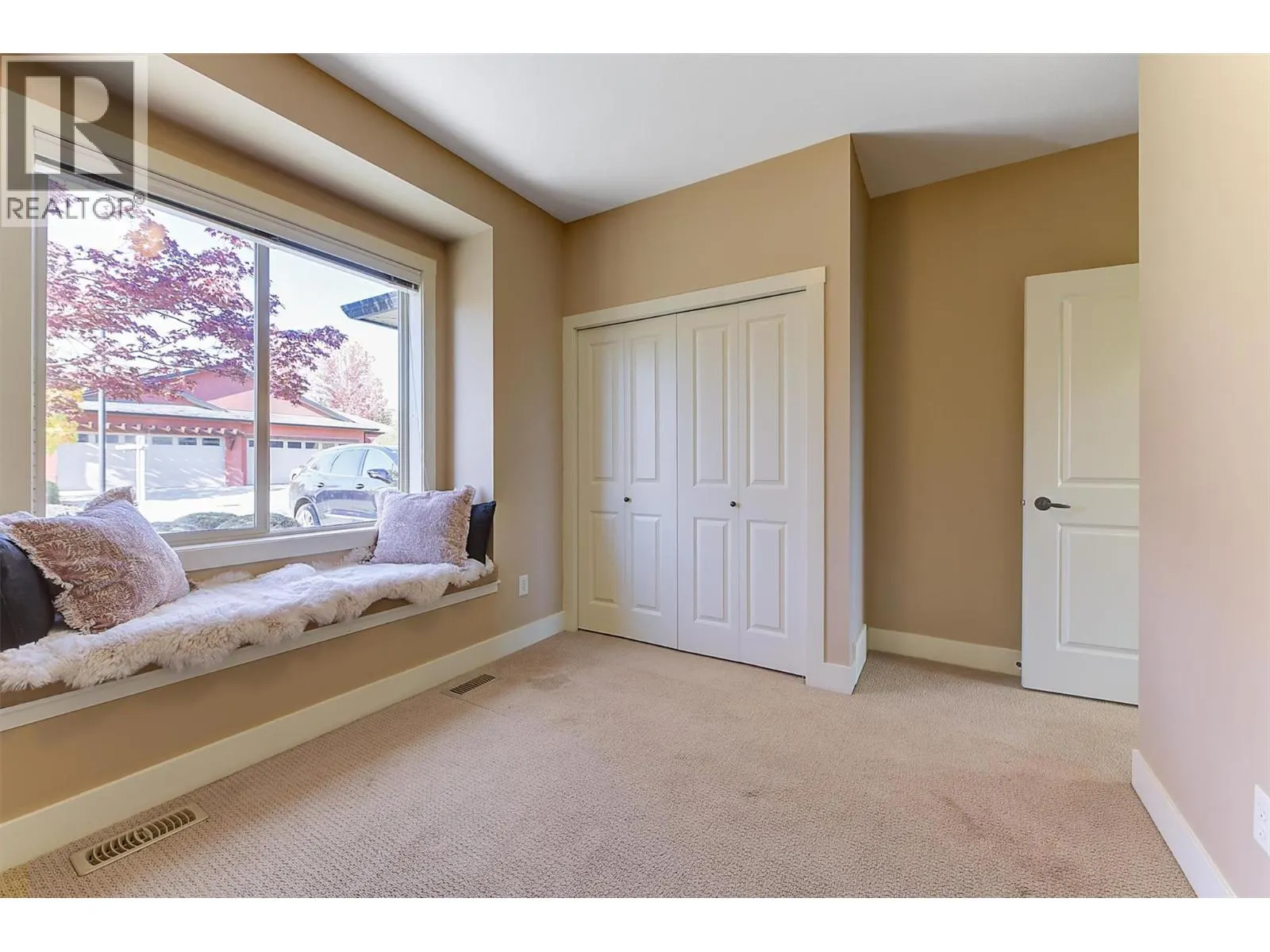 3843 Sonoma Pines Drive