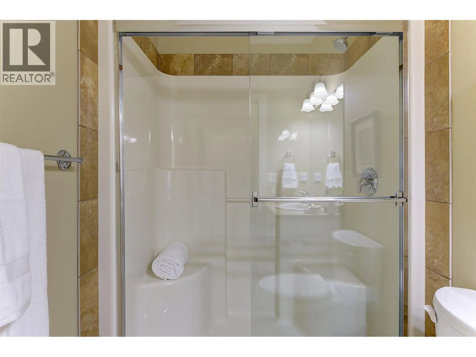 3843 Sonoma Pines Drive