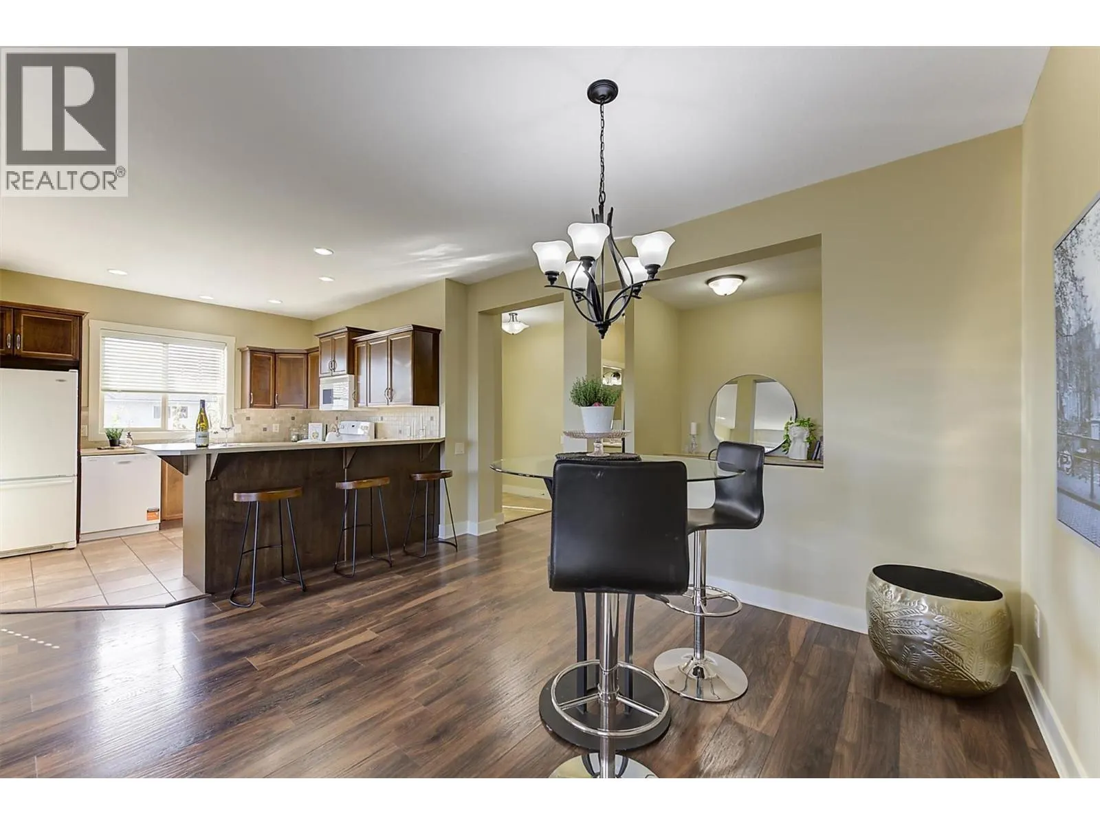 3843 Sonoma Pines Drive