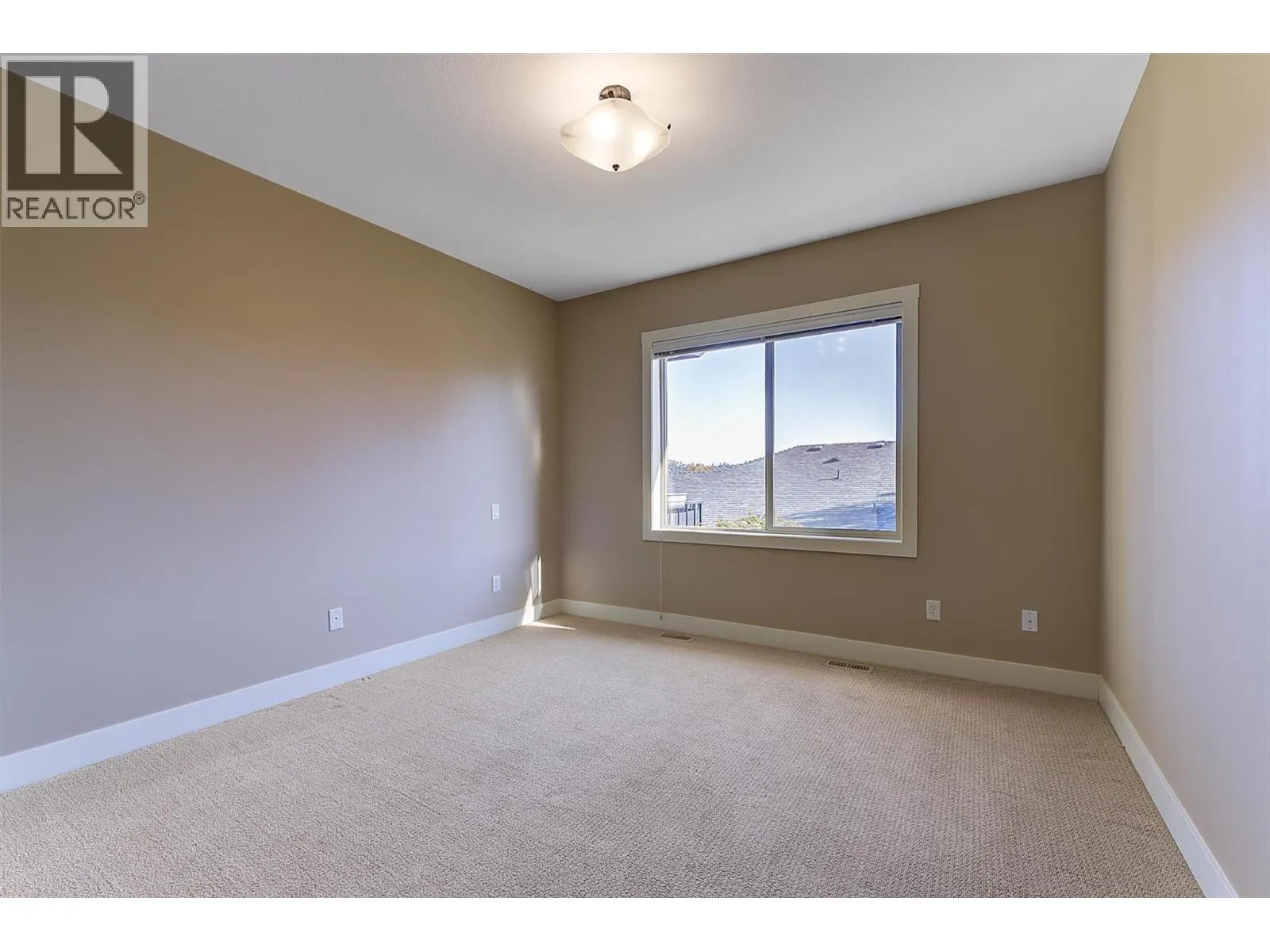 3843 Sonoma Pines Drive
