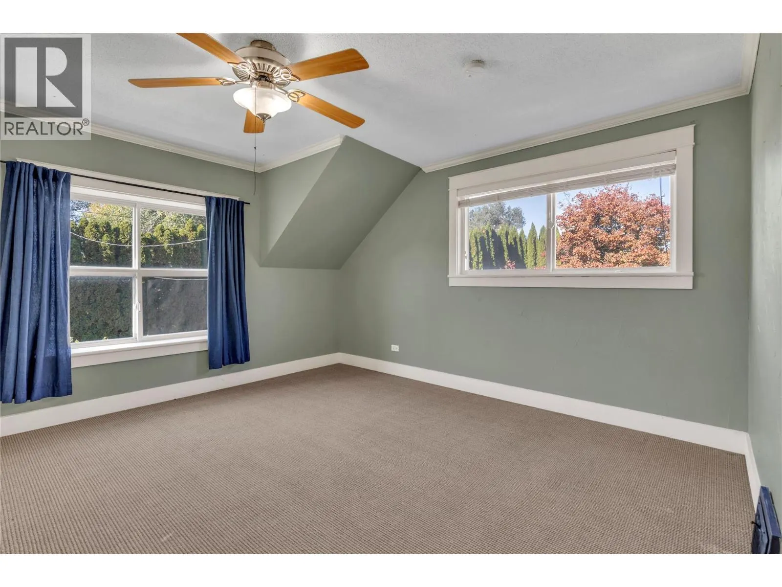 410 Upper Bench Road N