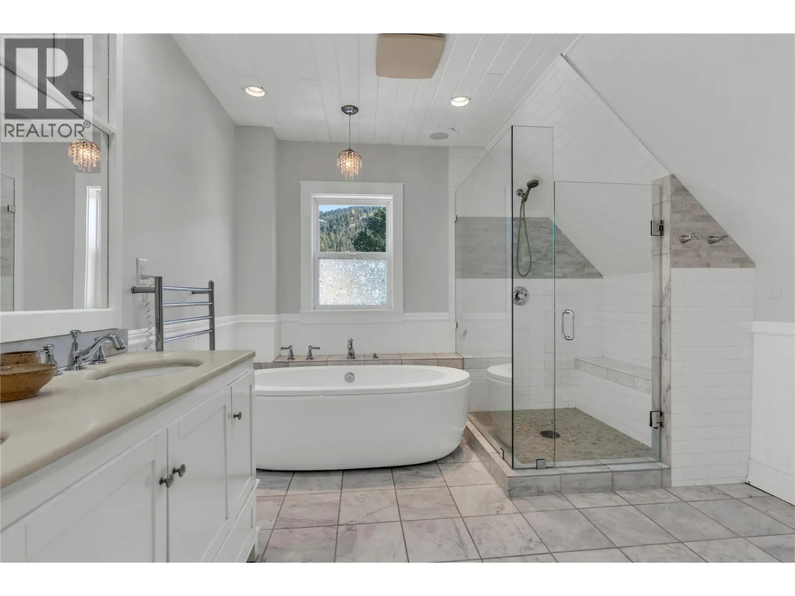410 Upper Bench Road N