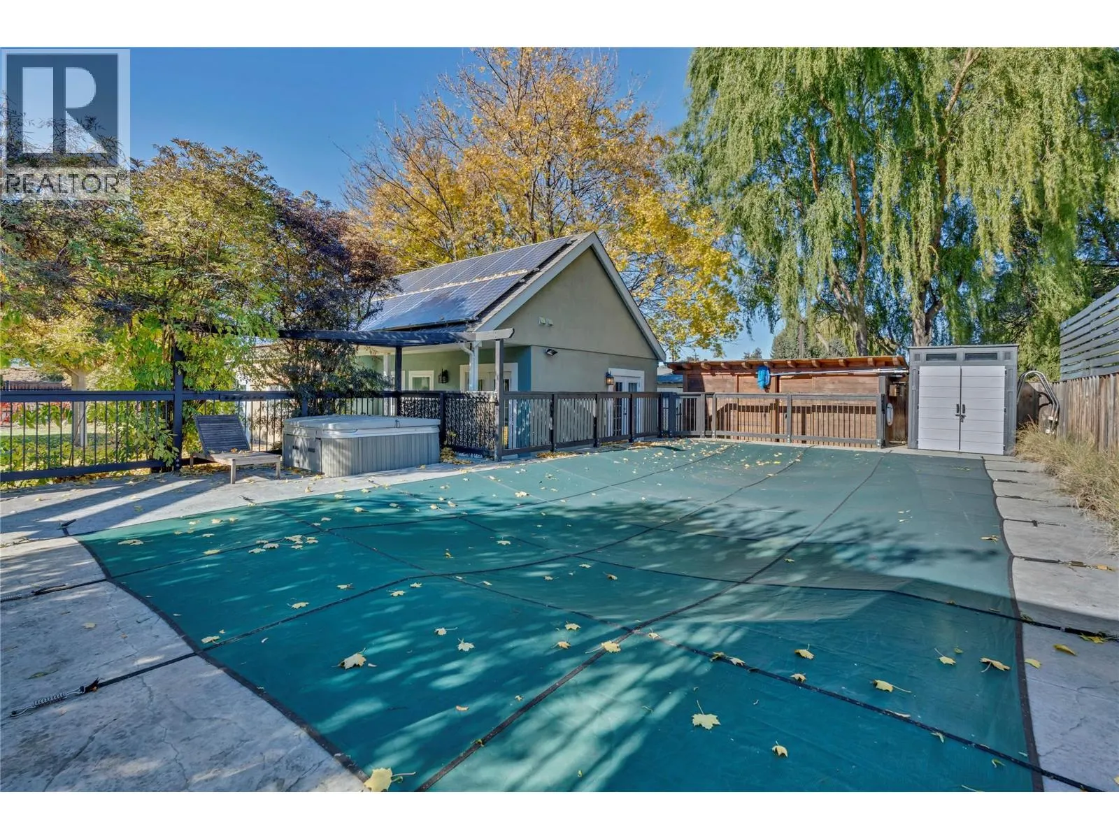 410 Upper Bench Road N