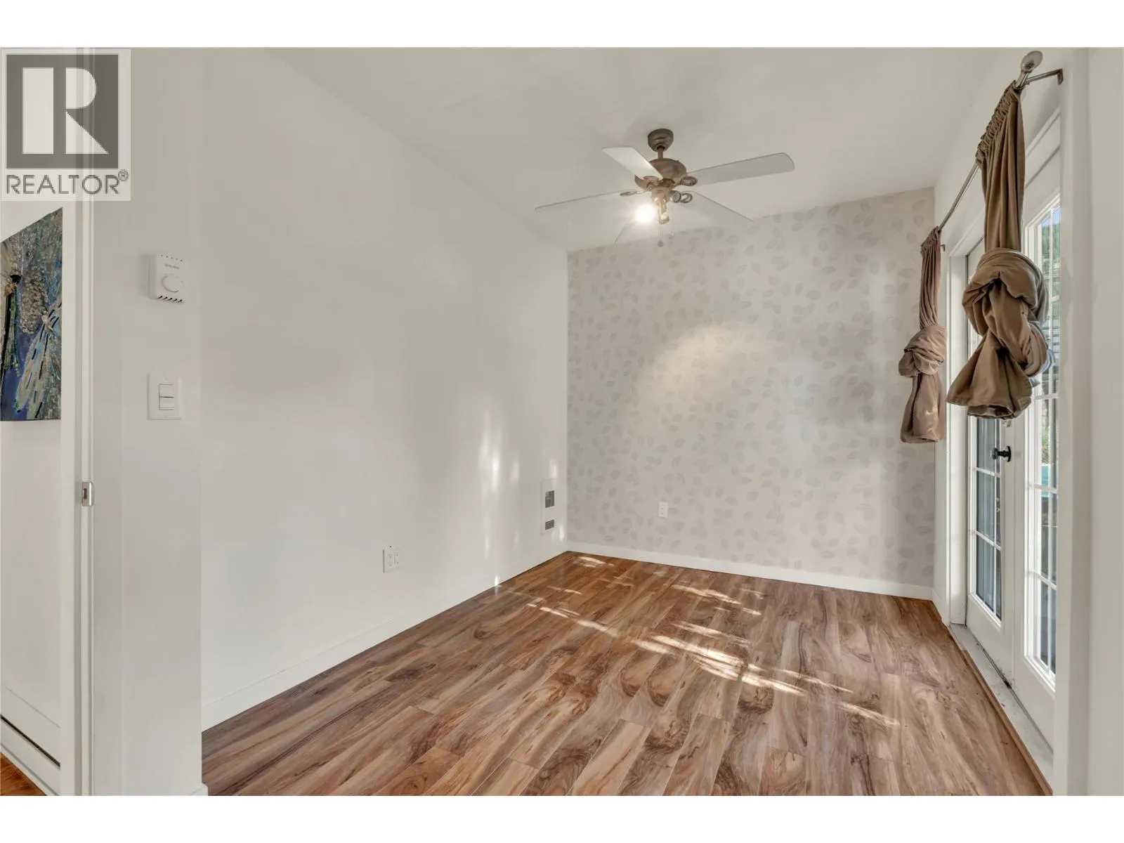 410 Upper Bench Road N