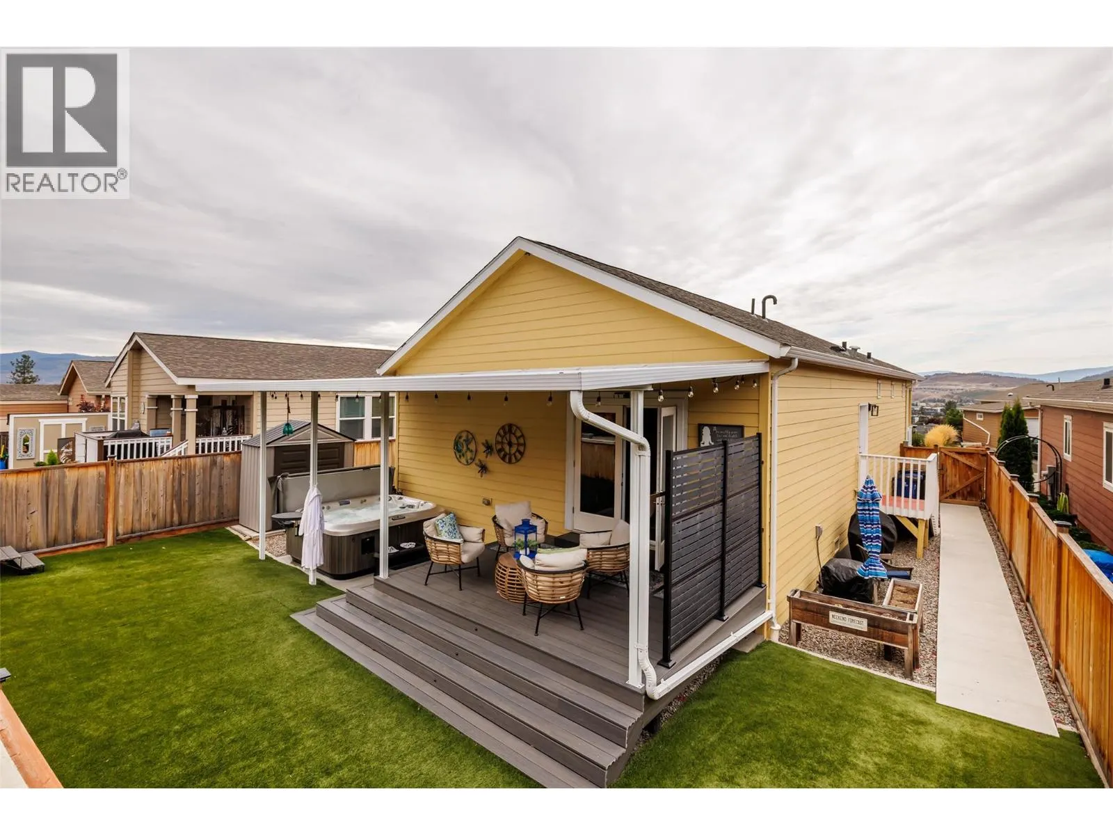 2440 Old Okanagan Highway Unit# 514