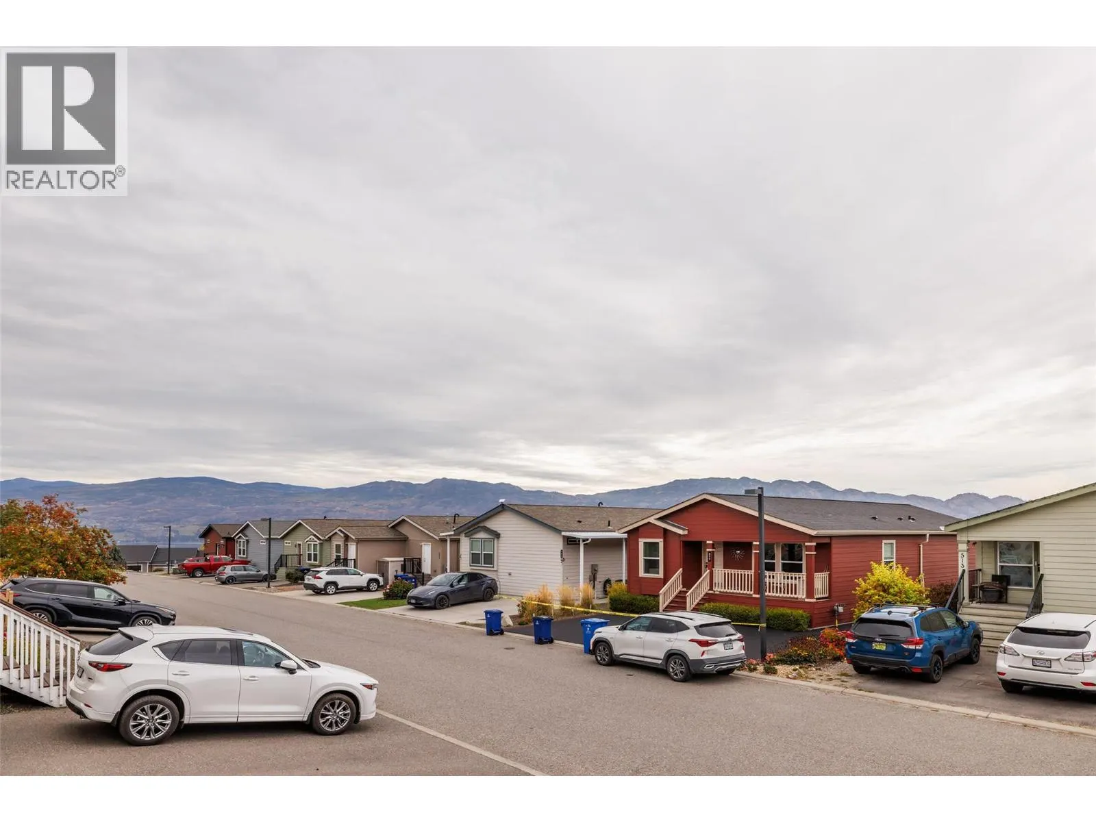 2440 Old Okanagan Highway Unit# 514