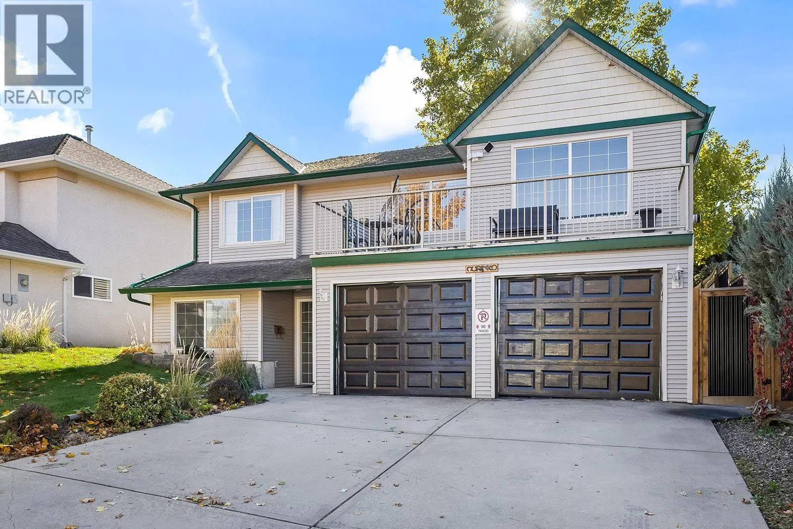 533 Harrop Avenue