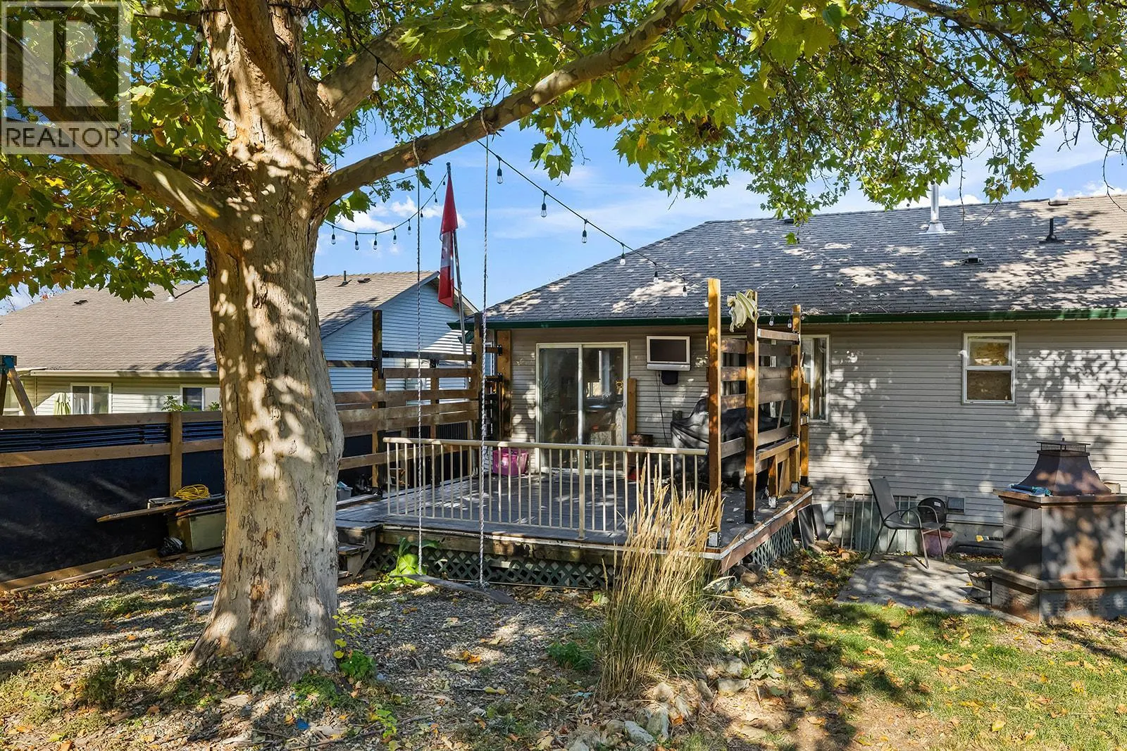 533 Harrop Avenue