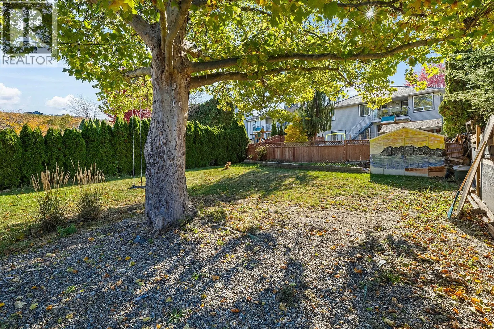 533 Harrop Avenue