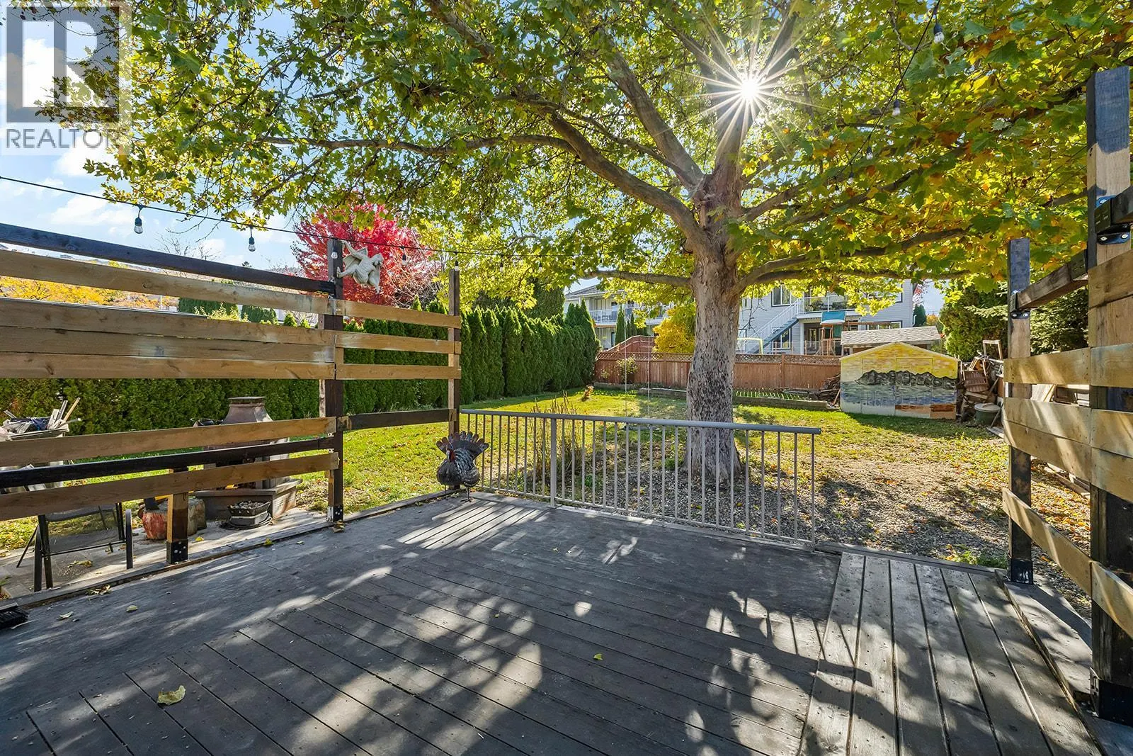 533 Harrop Avenue