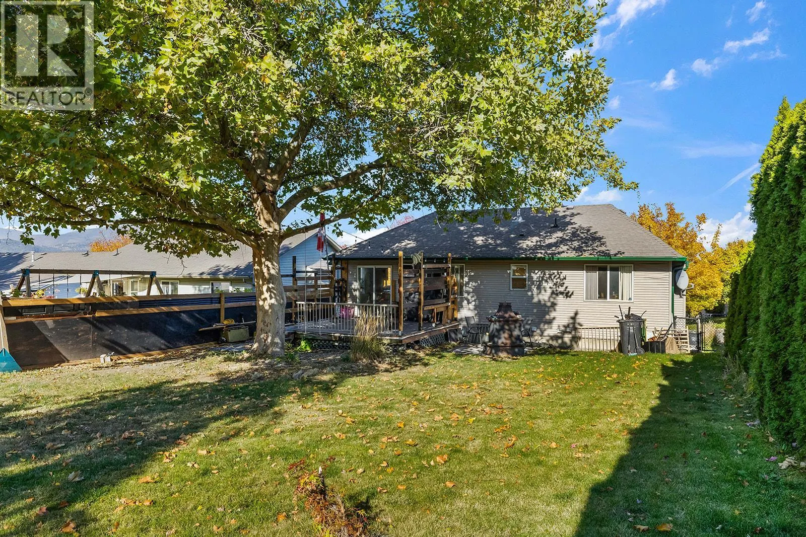 533 Harrop Avenue