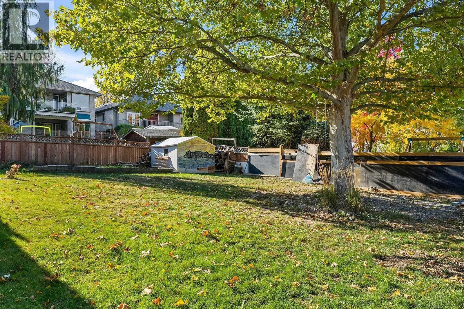 533 Harrop Avenue