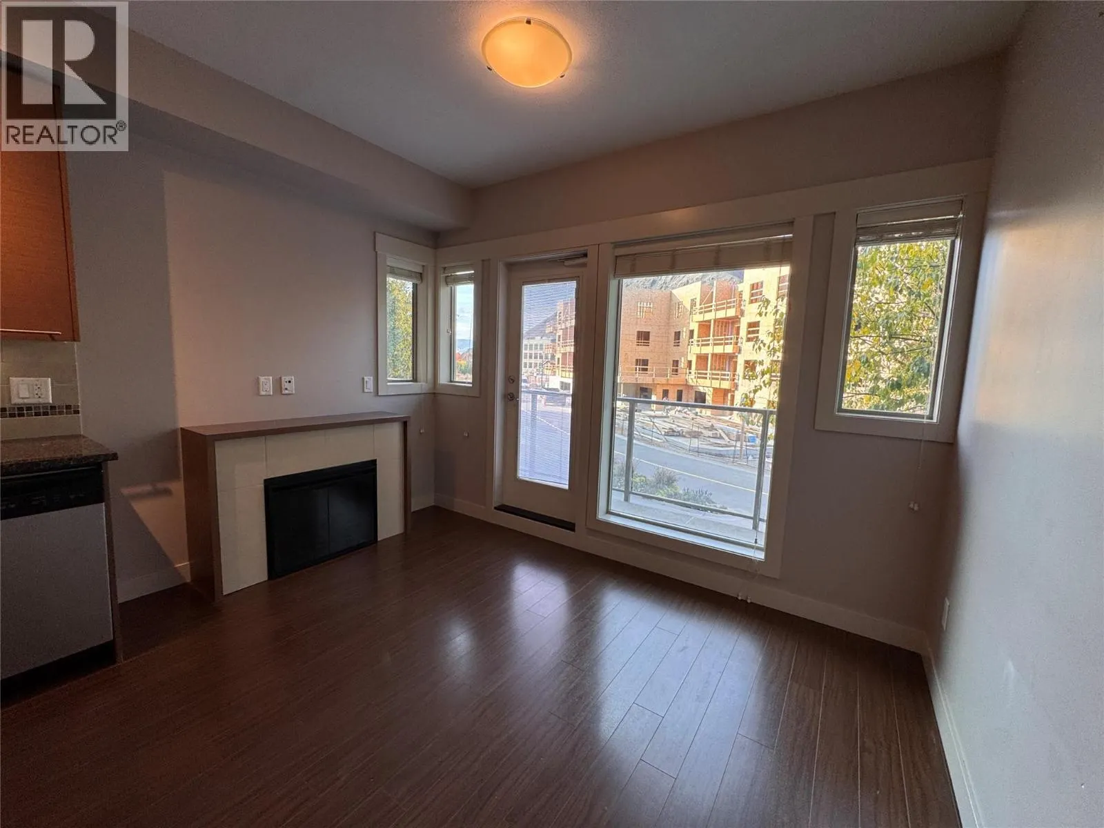 1040 Talasa Court Unit# 3202