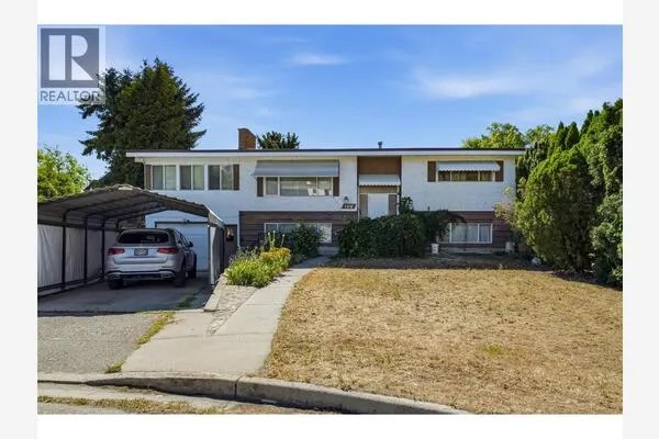 766 Coopland Crescent