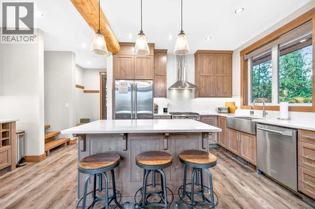5258 Highline Drive