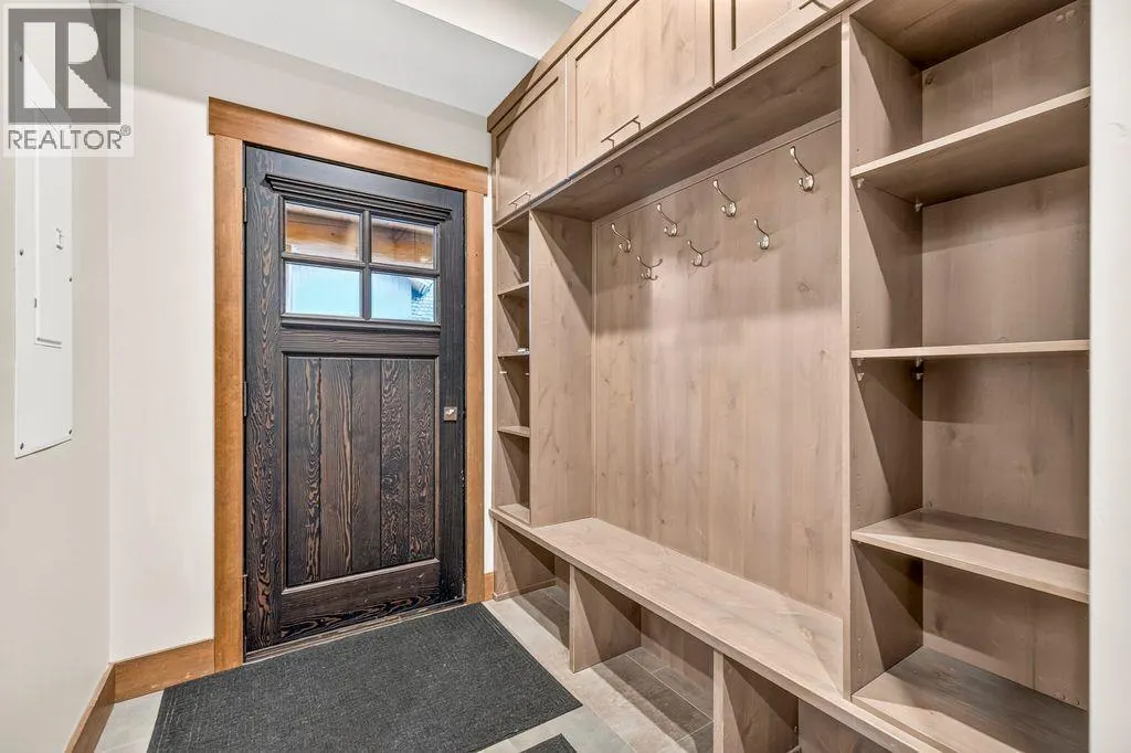 5258 Highline Drive