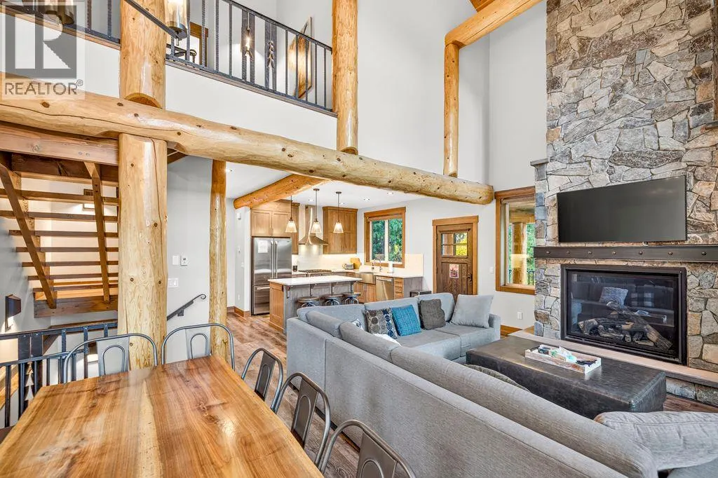 5258 Highline Drive