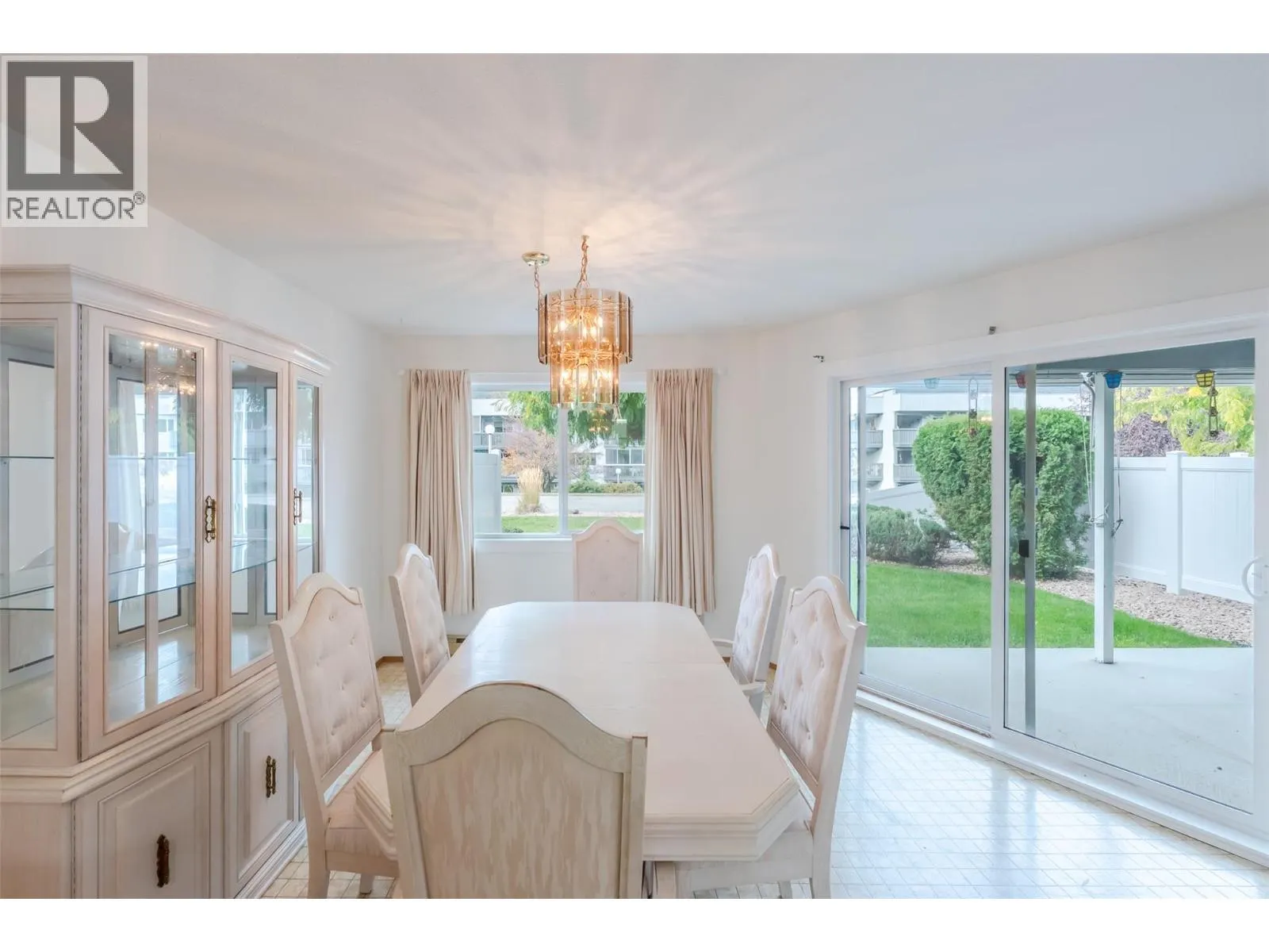 232 Kinney Avenue Unit# 105