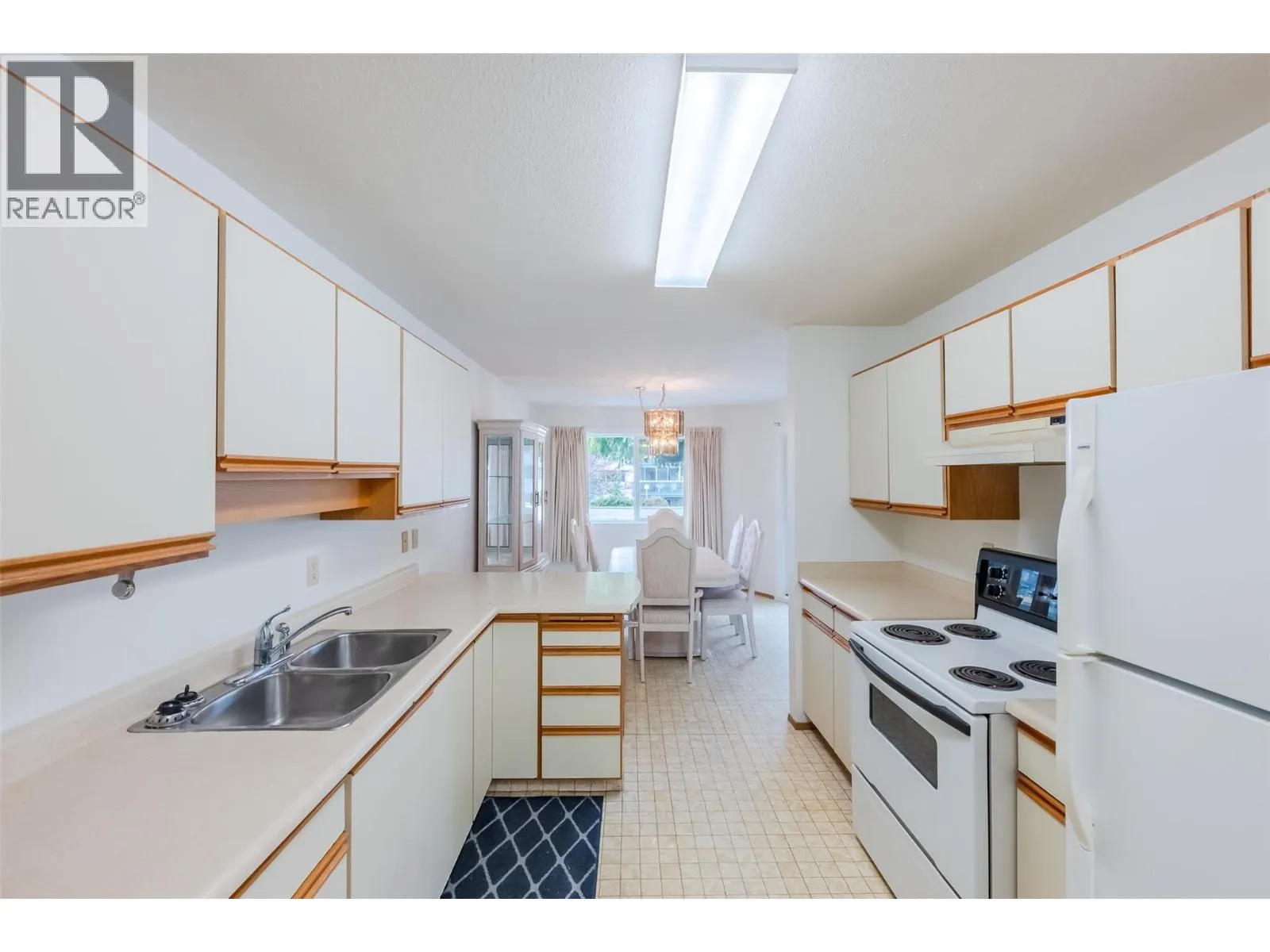 232 Kinney Avenue Unit# 105