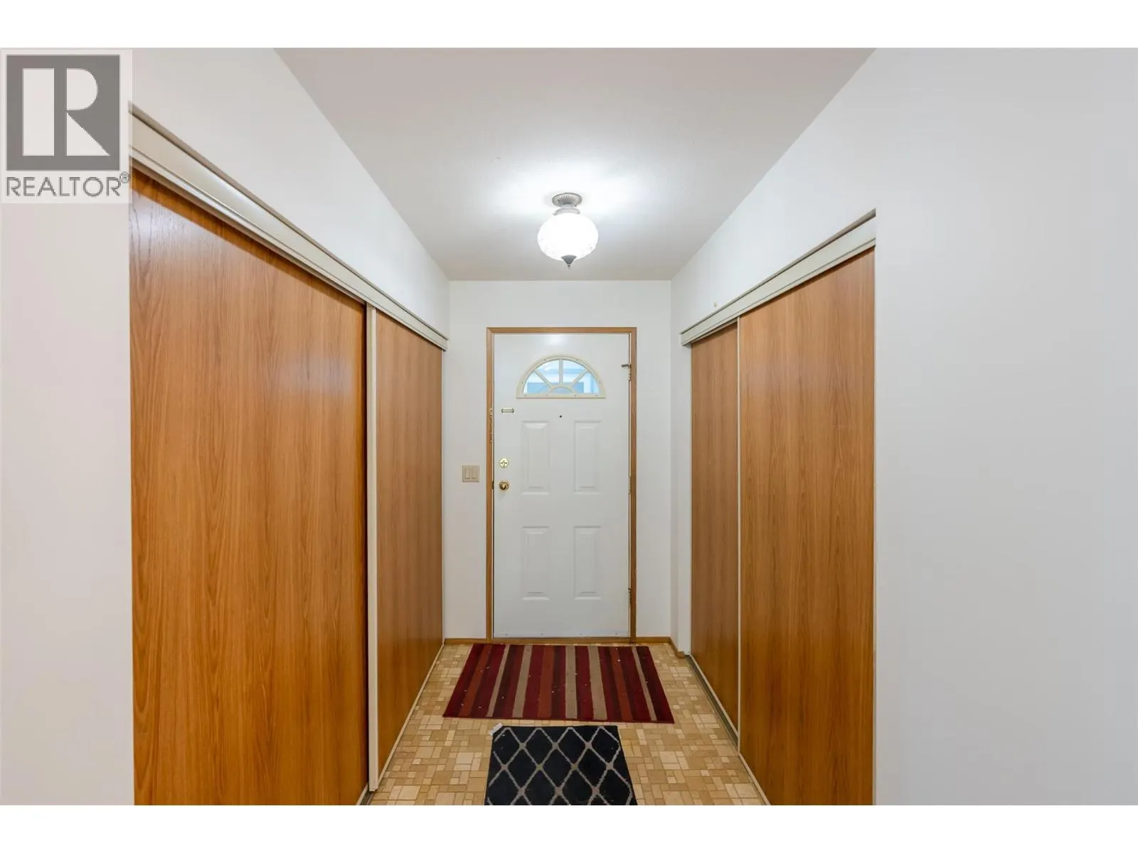 232 Kinney Avenue Unit# 105