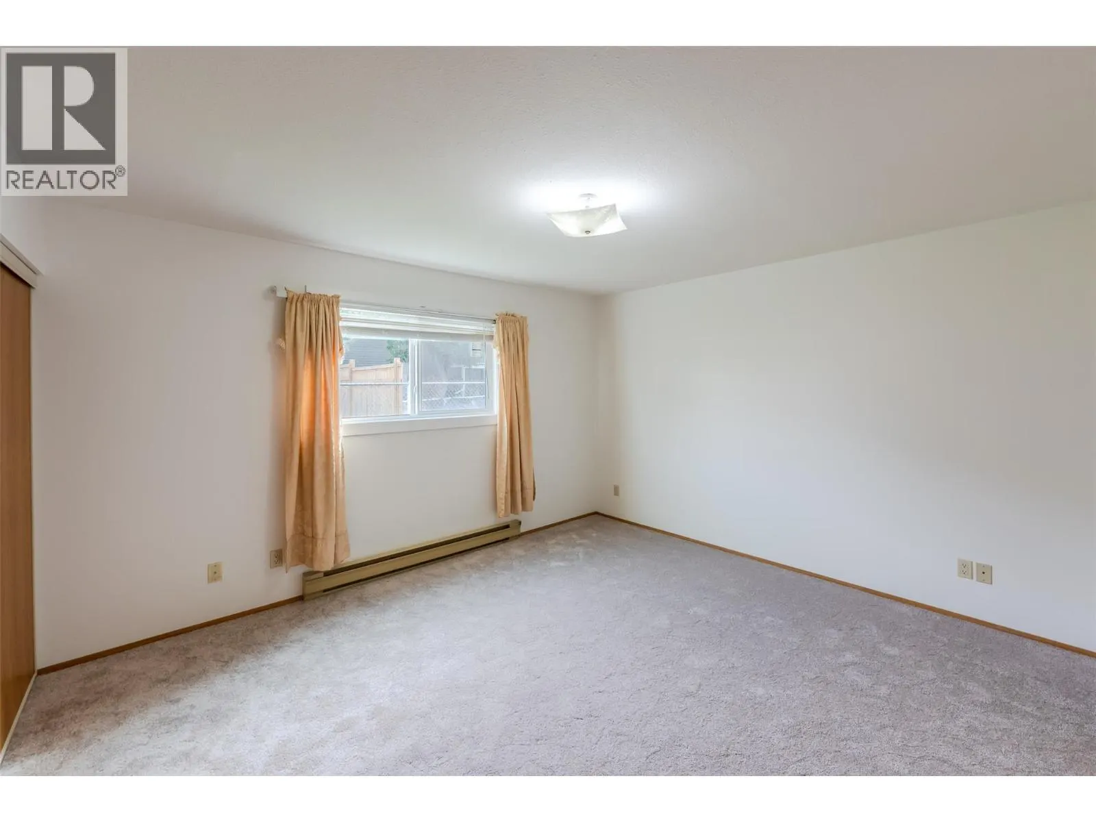 232 Kinney Avenue Unit# 105