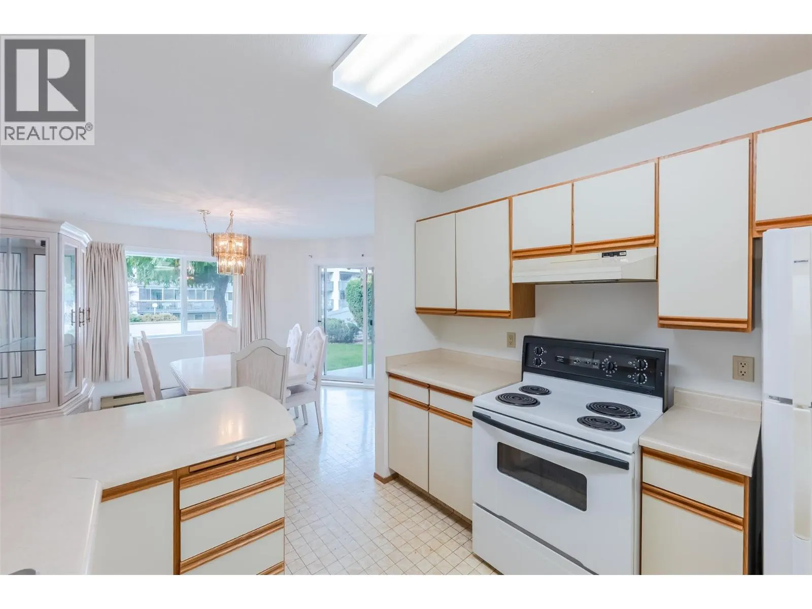 232 Kinney Avenue Unit# 105