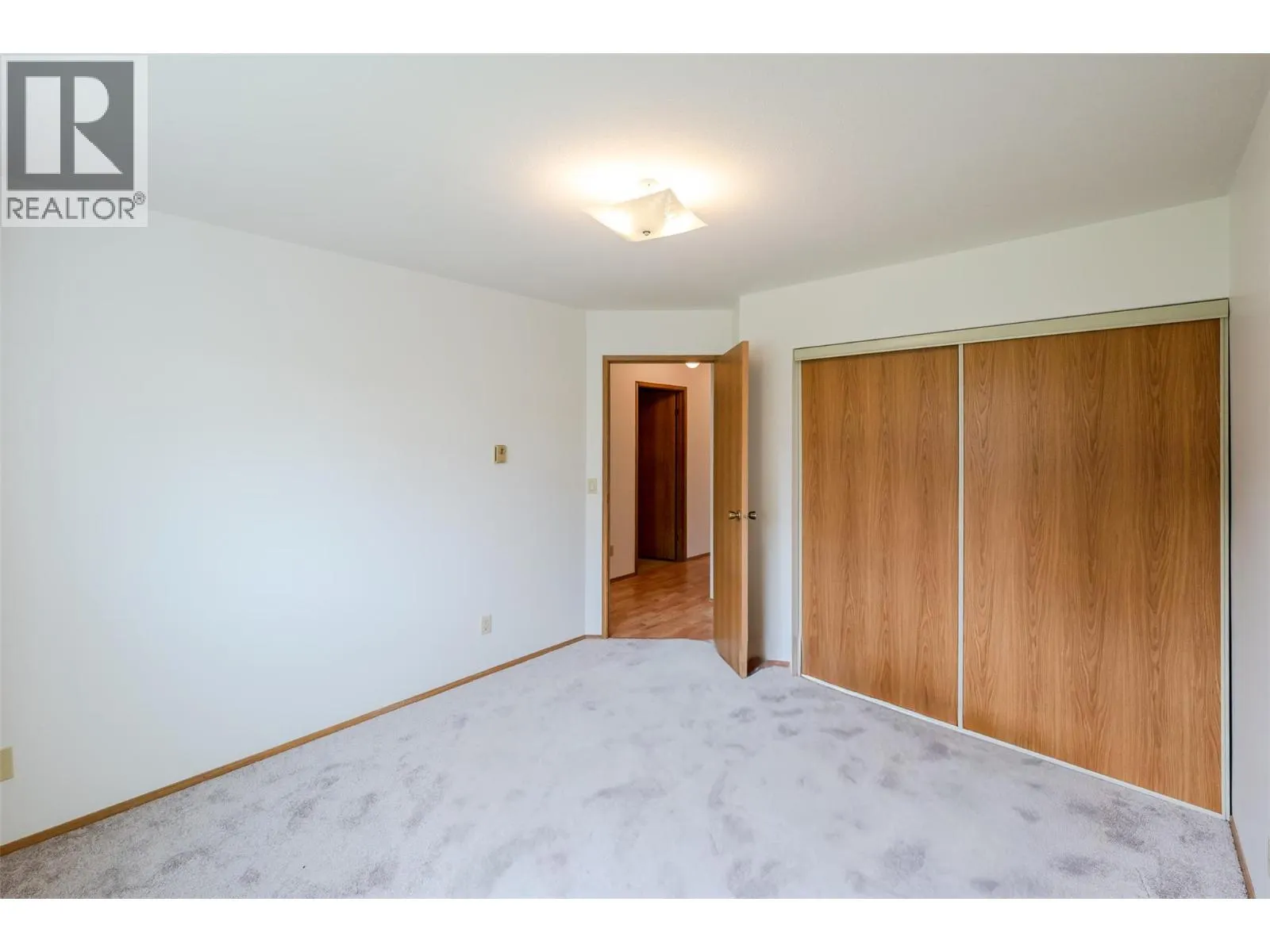 232 Kinney Avenue Unit# 105