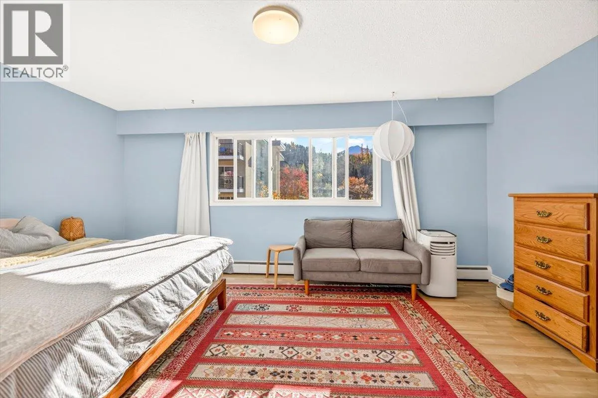 30 RIDGEMONT Avenue Unit# 204
